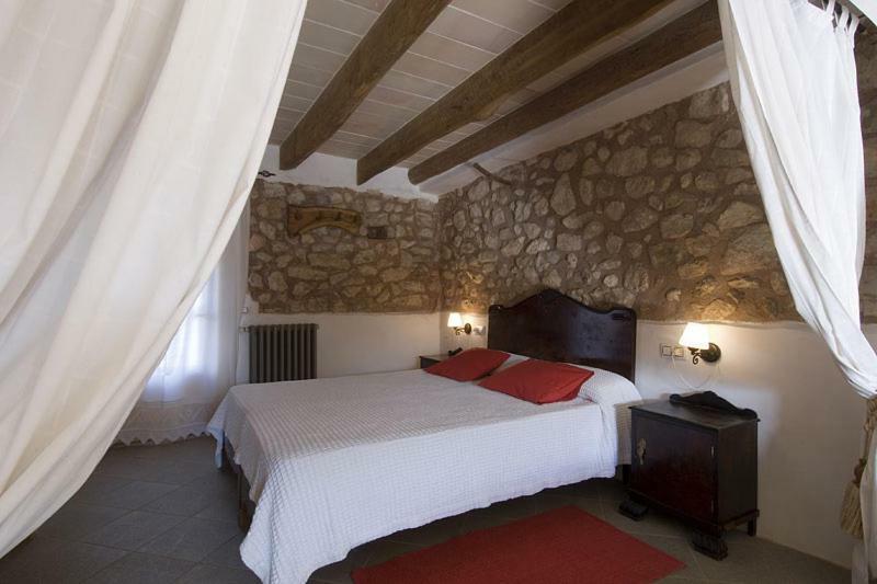 Sa Vall Farm stay *
